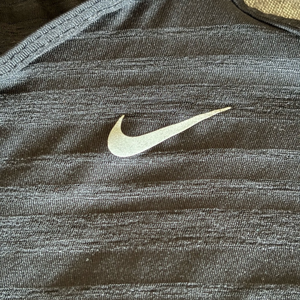 NIKE Dri Fit‎ Striped Black Fabric Criss Cross Double Strap Back Tank Top XS - Picture 4 of 9